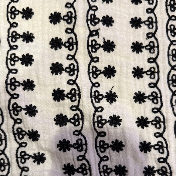 Zara White and Black Embroidered Top - Picture 3 of 7